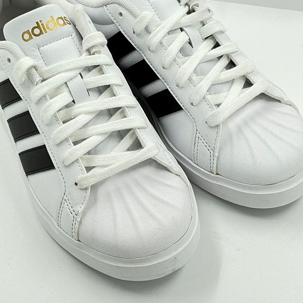 Adidas Womens Size 7.5 Sneakers White Black Gold Cloud Foam NEW Street talk $75 - Picture 2 of 16
